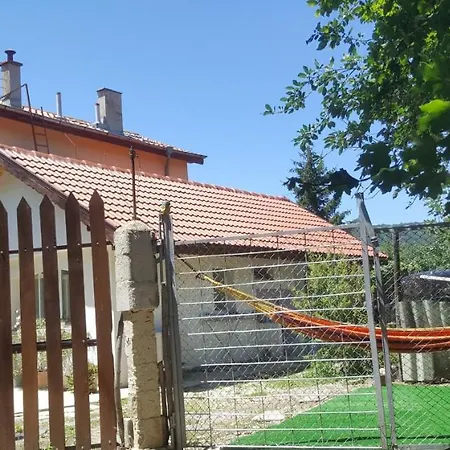 Луна *